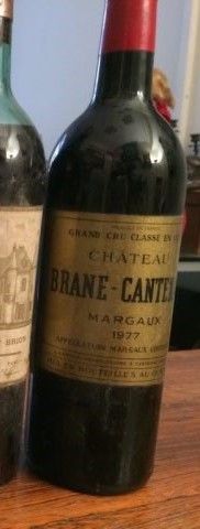 null 3 bouteilles CH. BRANE-CANTENAC, 2° cru Margaux 1961 (ets, tachées, MB) 